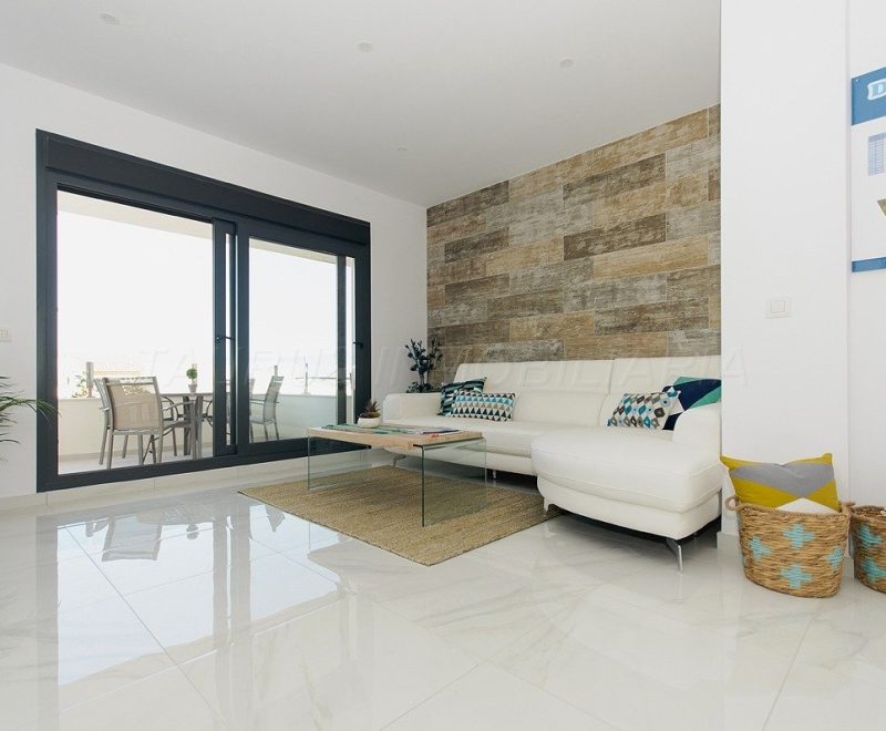 Nemovitosti ve panìlsku, Prodej Apartmánu u moøe
www.taurusreality.cz